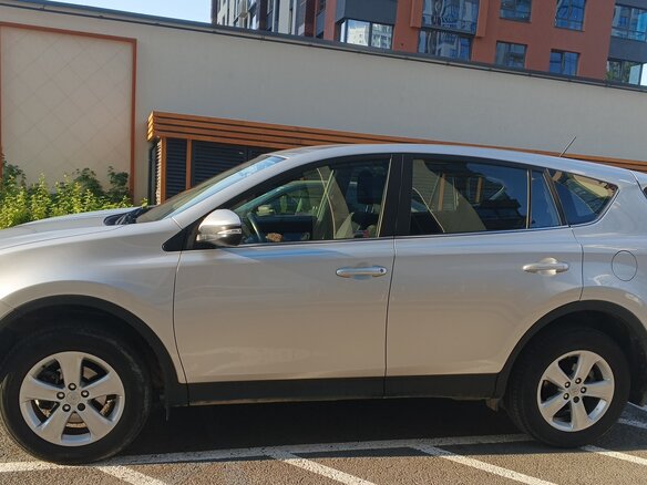 2013 Toyota RAV4 IV (XA40), серебристый, 1948000 рублей - вид 5