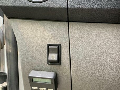 2011 Mercedes-Benz Sprinter, белый, 2500000 рублей, вид 2