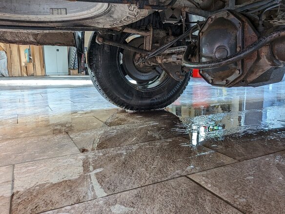 2005 Mercedes-Benz Sprinter, жёлтый, 3300000 рублей - вид 34