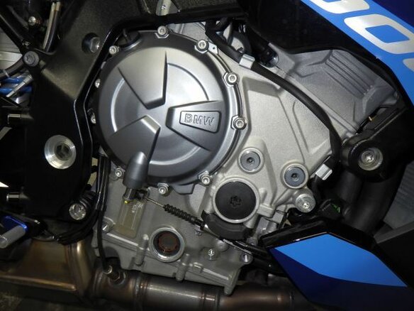 2023 BMW M 1000 R, чёрный, 1700000 рублей - вид 8