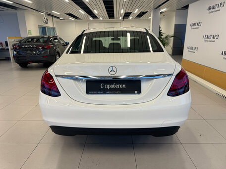 2018 Mercedes-Benz C-Класс 180 IV (W205) Рестайлинг, белый, 2690000 рублей, вид 4
