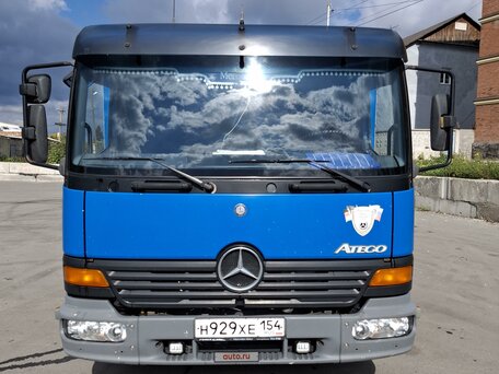 2001 Mercedes-Benz Atego, синий, 2050000 рублей, вид 1
