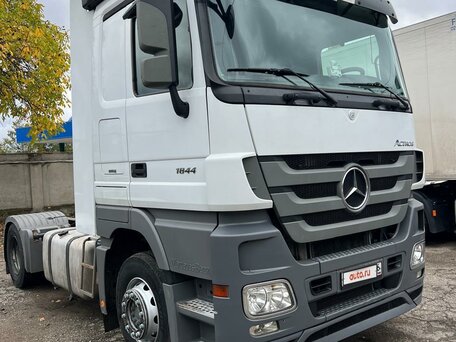 2018 Mercedes-Benz Actros, белый, 7500000 рублей, вид 3