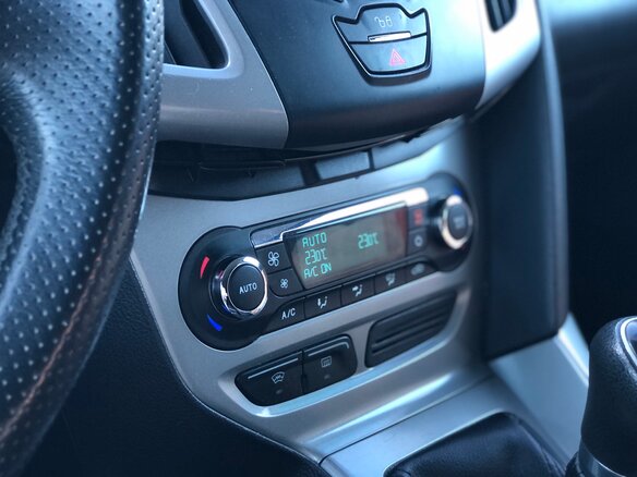 2012 Ford Focus III, серый, 749000 рублей - вид 3