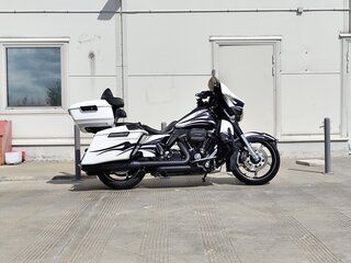 2015 Harley-Davidson CVO Street Glide, белый, 1590000 рублей, вид 1