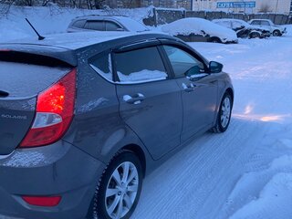 2011 Hyundai Solaris I, чёрный, 900000 рублей, вид 3