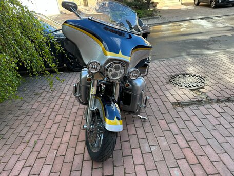 2012 Harley-Davidson CVO, серый, 1600000 рублей, вид 1