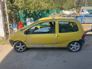 2001 Renault Twingo I, жёлтый, 155000 рублей, вид 4