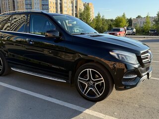 2016 Mercedes-Benz GLE 400 I (W166), чёрный, 2980000 рублей, вид 5