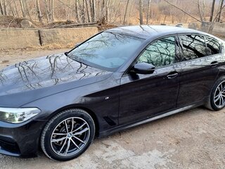 2020 BMW 5 серии 520d xDrive VII (G30/G31/G38), серый, 4550000 рублей, вид 2