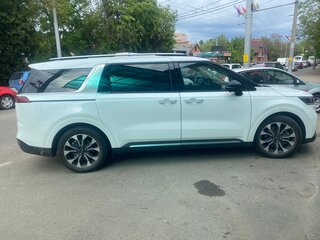 2022 Kia Carnival IV, белый, 4999999 рублей, вид 4
