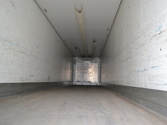 2012 Schmitz Cargobull SKO, белый, 2550000 рублей - вид 4