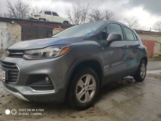 2020 Chevrolet Trax I Рестайлинг, серый, 1590000 рублей, вид 1