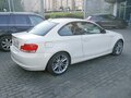 2009 BMW 1 серии 123d I (E81/E82/E87/E88) Рестайлинг, белый - вид 2