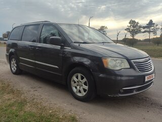 2011 Chrysler Town & Country V Рестайлинг, чёрный, 1460000 рублей, вид 3