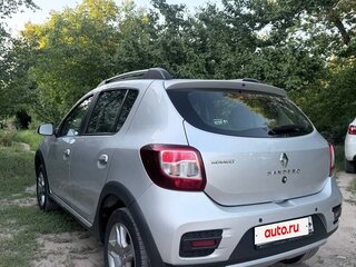 2019 Renault Sandero Stepway II Рестайлинг, серебристый, 1050000 рублей, вид 3