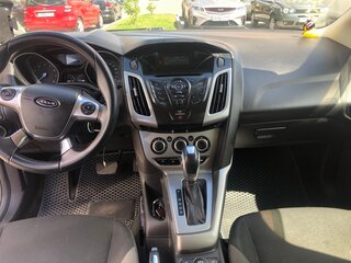2014 Ford Focus III, серый, 635000 рублей, вид 4