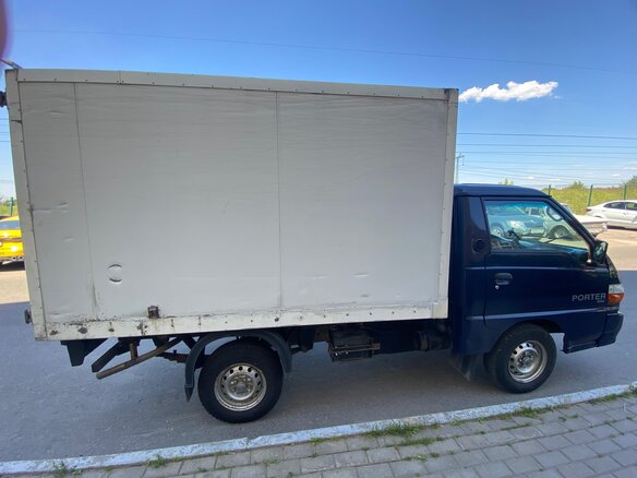 2011 Hyundai Porter, синий, 650000 рублей - вид 4