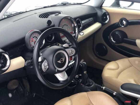 2007 Mini Hatch Cooper II (R56), чёрный - вид 8