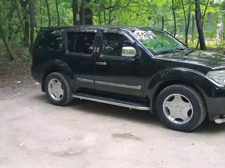2011 Nissan Pathfinder III Рестайлинг, чёрный, 2000000 рублей, вид 3