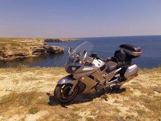 2010 Yamaha FJR1300, серебристый, 570000 рублей, вид 1