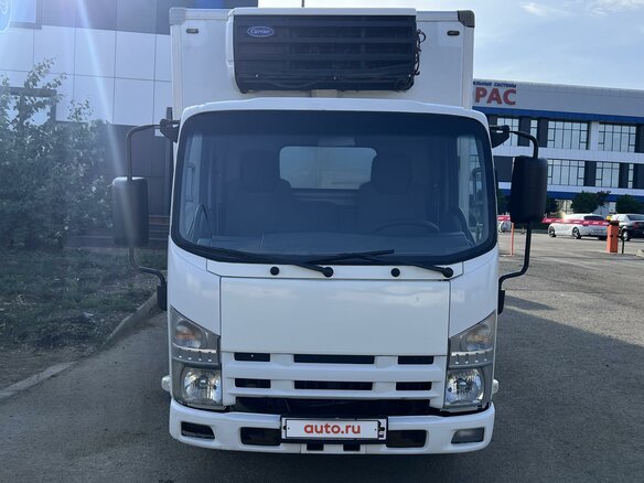 2014 Isuzu Elf (N-series), белый, 1900000 рублей - вид 2