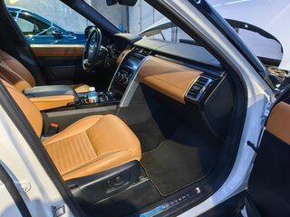 2018 Land Rover Discovery V, белый, 5500000 рублей, вид 3