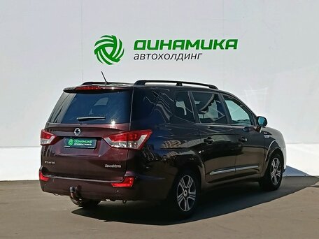 2014 SsangYong Stavic, красный, 1350000 рублей, вид 5