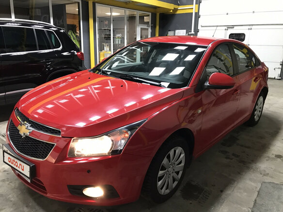 2012 Chevrolet Cruze I, красный - вид 2