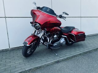 2004 Harley-Davidson Electra Glide, красный, 800000 рублей, вид 2