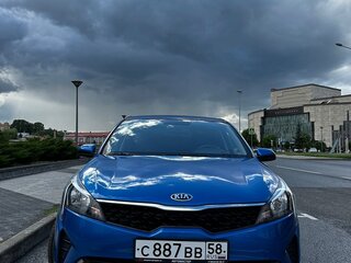 2020 Kia Rio IV Рестайлинг, синий, 1670000 рублей, вид 2