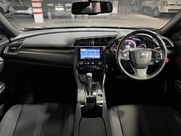 2018 Honda Civic X, чёрный, 2070000 рублей - вид 6