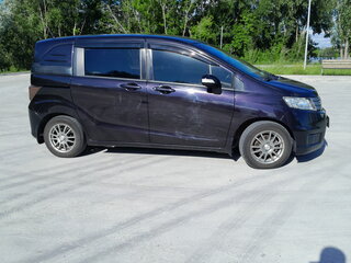 2012 Honda Freed Spike I Рестайлинг, фиолетовый, 1130000 рублей, вид 5