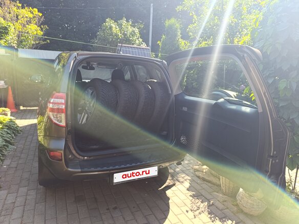 2011 Toyota RAV4 III (XA30) Рестайлинг, бежевый - вид 18