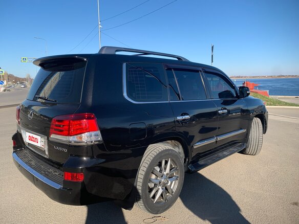 2012 Lexus LX 570 III, чёрный, 4450000 рублей - вид 2