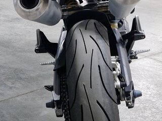 2009 Ducati Monster 696, красный, 530000 рублей, вид 5