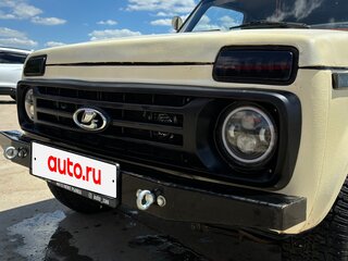 2002 Lada (ВАЗ) 2121 (4x4) I Рестайлинг, белый, 255000 рублей, вид 1