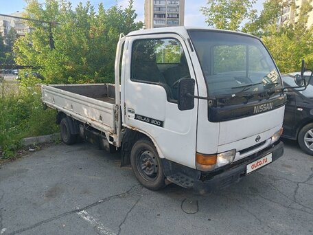 1997 Nissan Atlas, белый, 750000 рублей, вид 5