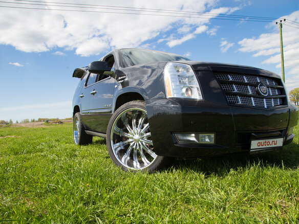 2013 Cadillac Escalade III, чёрный - вид 2