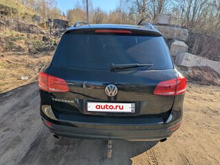 2012 Volkswagen Touareg II, чёрный, 2200000 рублей, вид 3