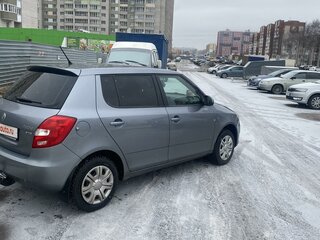 2012 Skoda Fabia II Рестайлинг, серый, 495000 рублей, вид 4