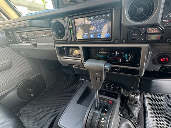 1990 Toyota Land Cruiser Prado 70 Series, оранжевый - вид 9
