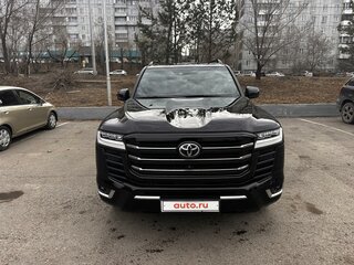 2021 Toyota Land Cruiser 300 Series, чёрный, 9000000 рублей, вид 2
