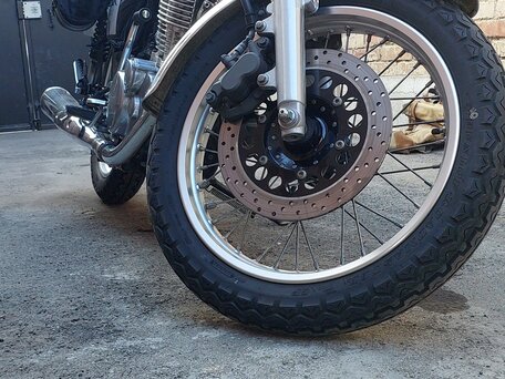 2020 Yamaha SR400, чёрный, 600000 рублей, вид 5