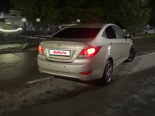 2013 Hyundai Solaris I, бежевый, 819999 рублей, вид 5