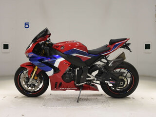 2020 Honda CBR 1000 RR/RA Fireblade, красный, 1600000 рублей, вид 3