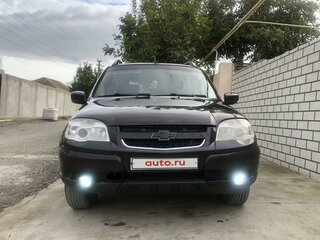 2013 Chevrolet Niva I Рестайлинг, коричневый, 680000 рублей, вид 2