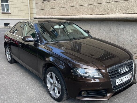 2011 Audi A4 IV (B8), коричневый, 1350000 рублей