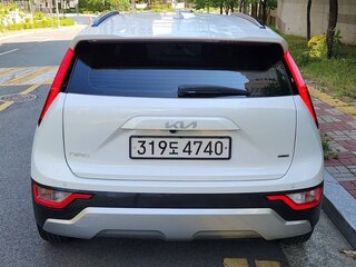 2022 Kia Niro I Рестайлинг, белый, 1420000 рублей, вид 5