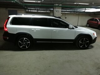 2013 Volvo XC70 II Рестайлинг, белый, 1800000 рублей, вид 3